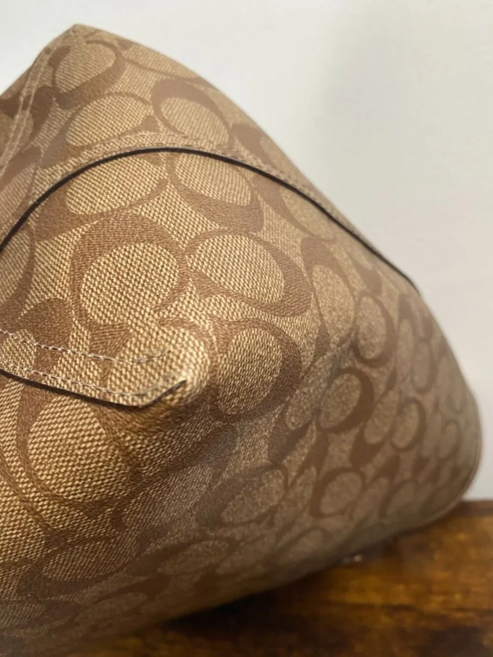 Coach reversible design
